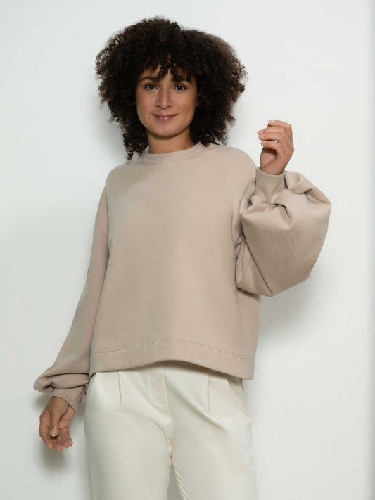 Sewing Pattern Oversized Sweater and Sweat Dress – Detail view