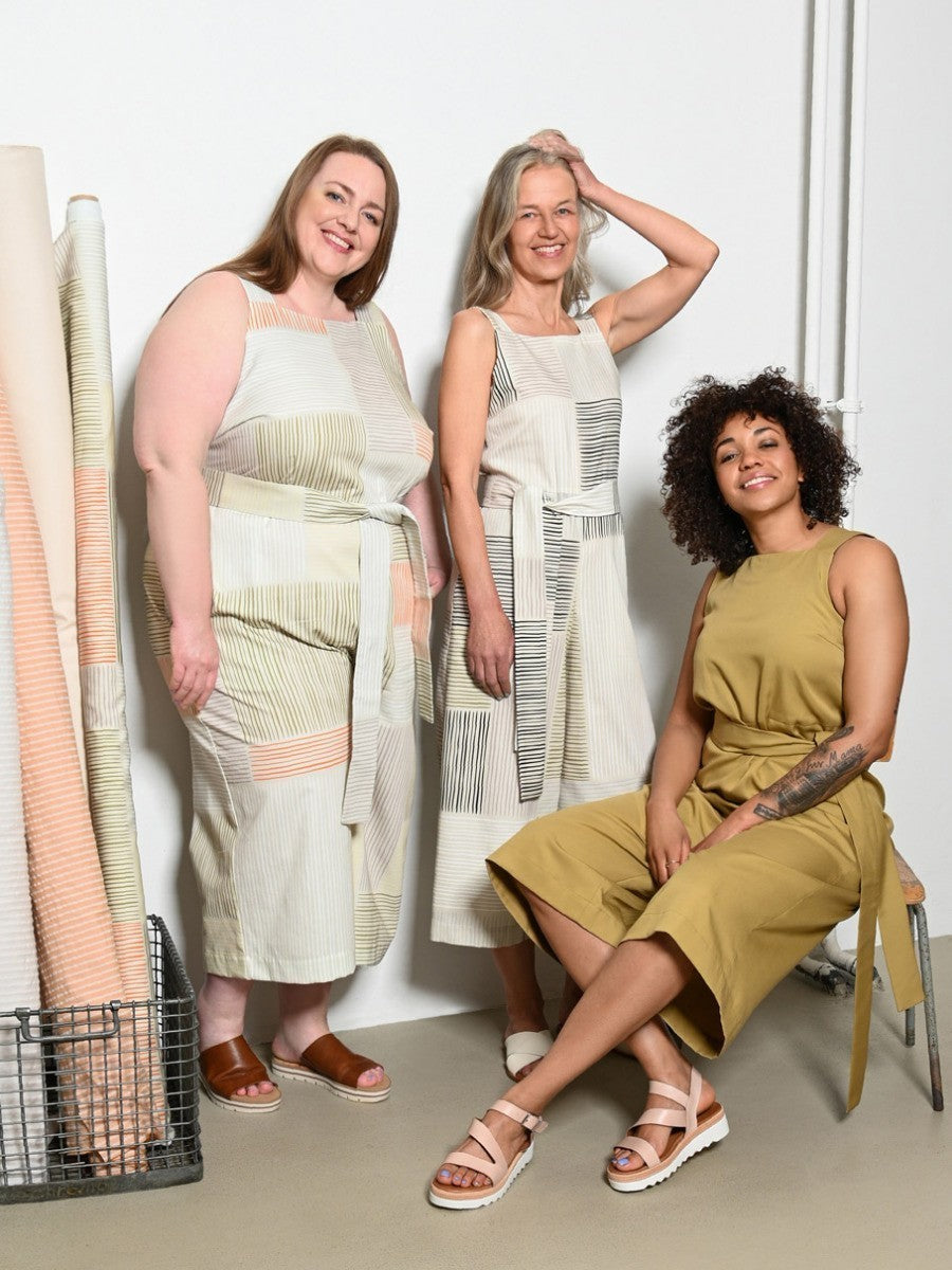 Sewing Pattern Summer Jumpsuit with Straps – View 10