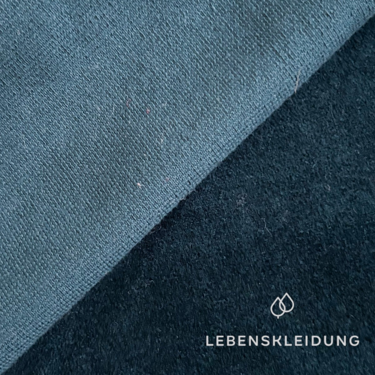 Re-Life Weicher Bio-Baumwolle Nicki Velour - Petrol Muster – Nahaufnahme