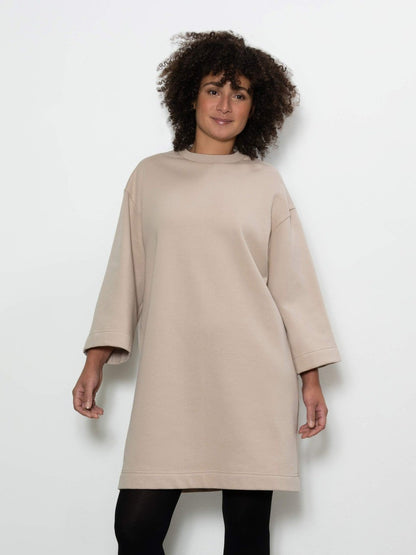 Sewing Pattern Oversized Sweater and Sweat Dress – Close-up
