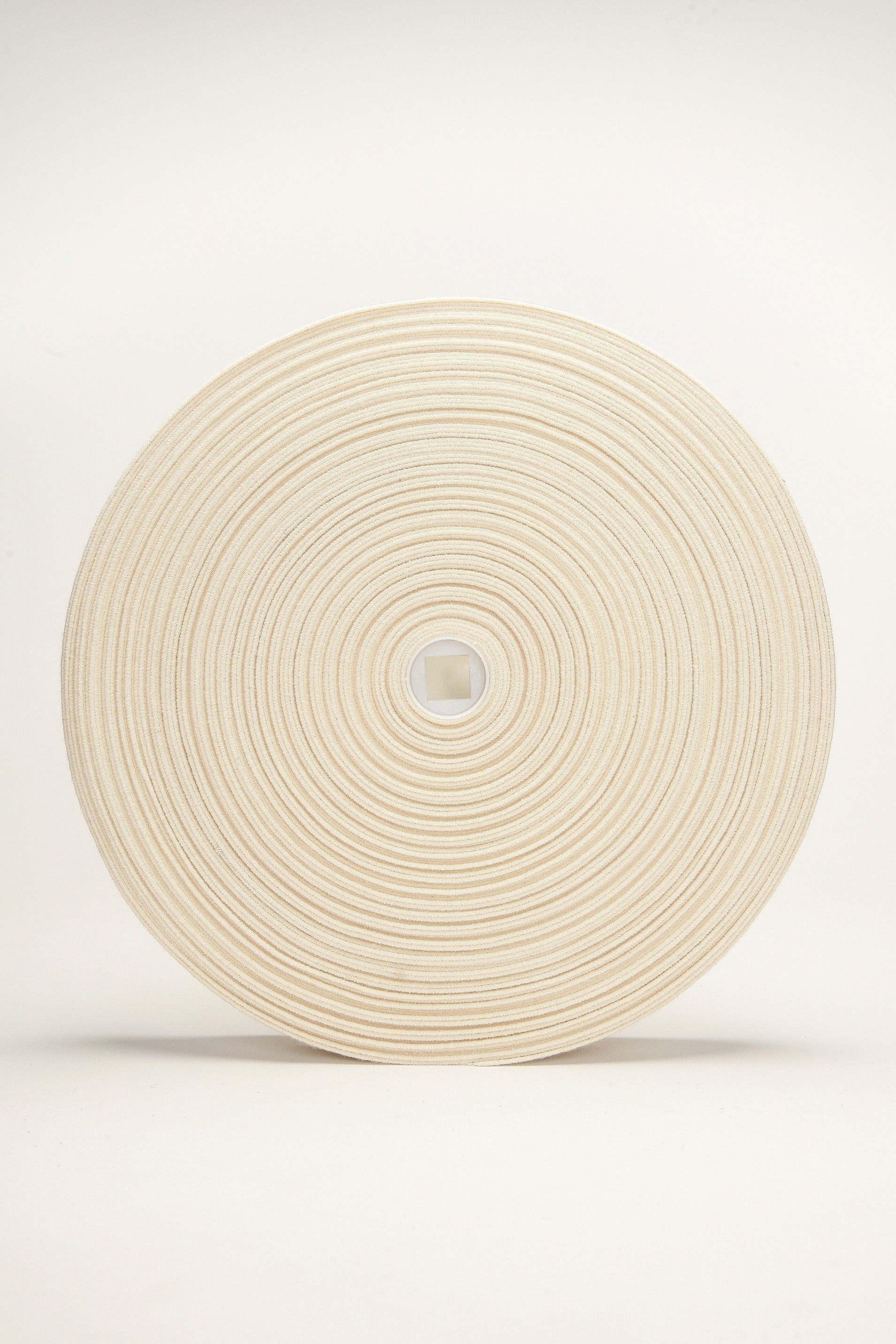 Bio Einziehgummiband - 40 mm - ecru - leicht *GANZE ROLLE* – Detailansicht