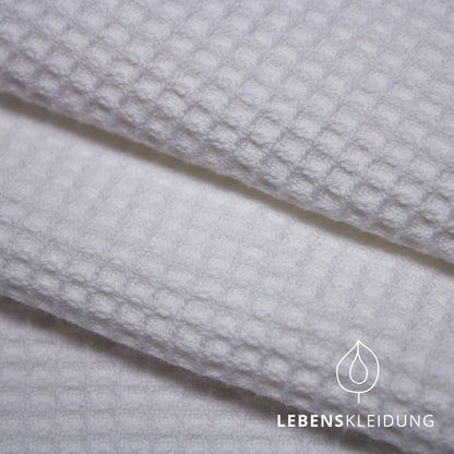 Organic small waffle - White – Close-up