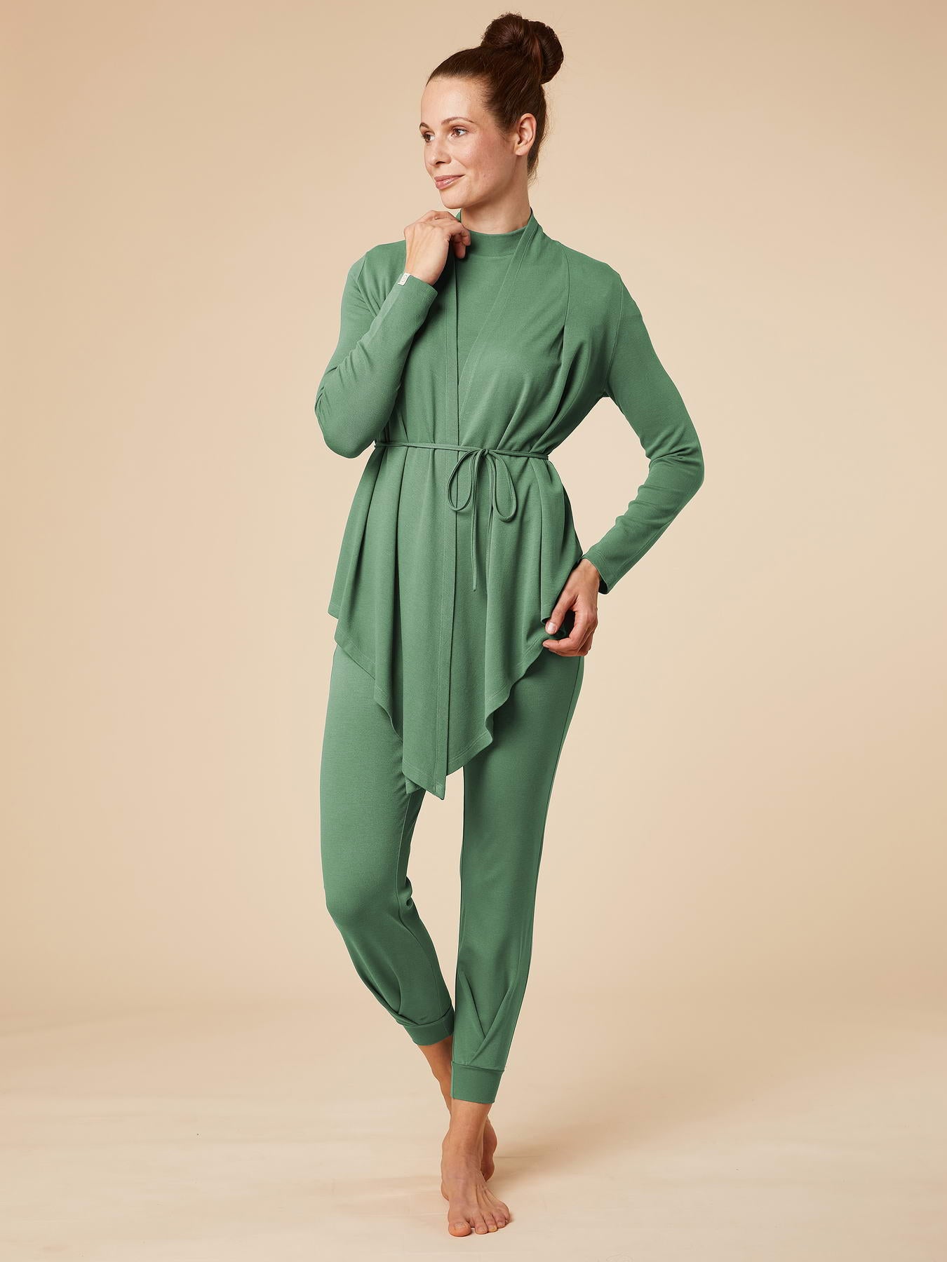 Re-Life Performance Interlock Stoff mit Ecovero Grün