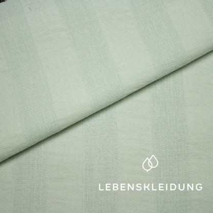 Organic Crinkle Sage – Close-up