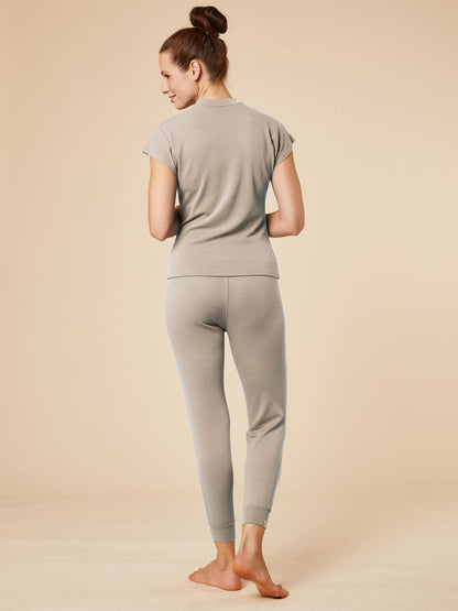 Re-Life Performance Interlock Stoff mit Ecovero Taupe
