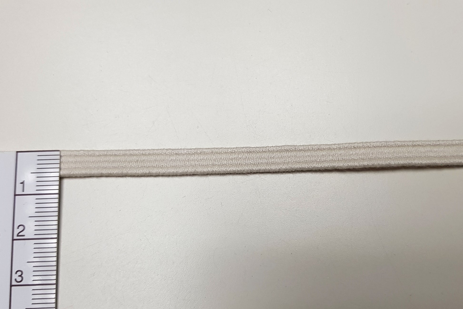 Bio Einziehgummiband - 6 mm - ecru - 180 – Detailansicht